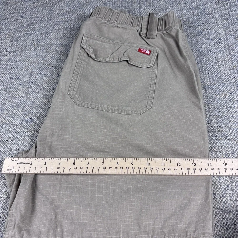 The North Face Mens Convertible Hiking Pants Beige Tan Cargo Zip Off Shorts Sz L